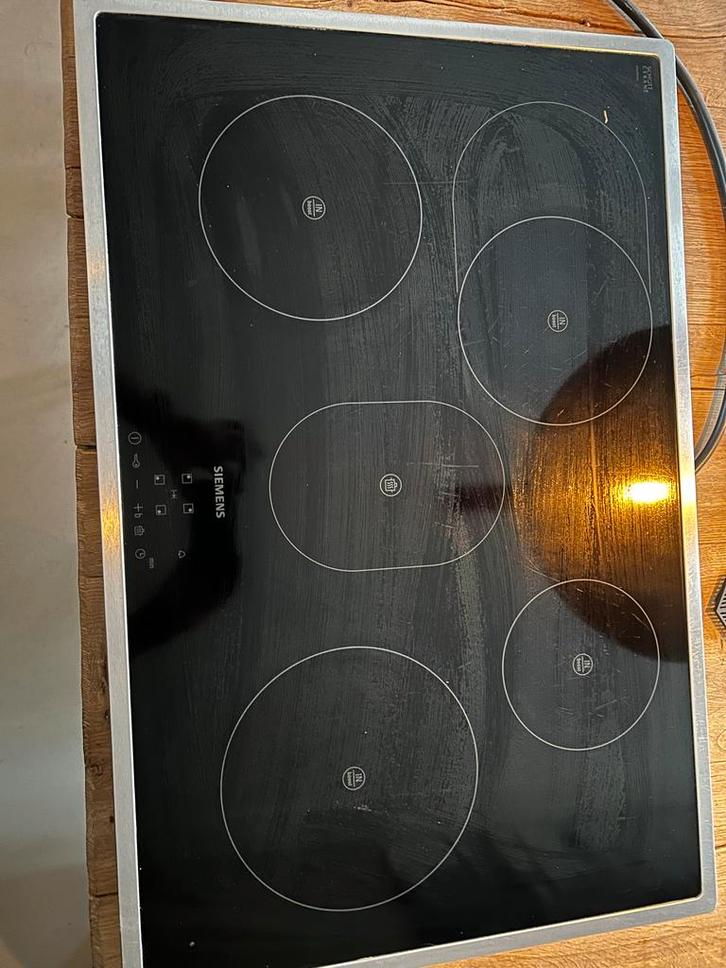 Siemens EH845BC17E Inductiekookplaat - 4 Kookzones, Witgoed en Apparatuur, Kookplaten, Gebruikt, Inbouw, Inductie, 4 kookzones