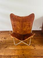 Vintage Leren Vlinderstoel met Olifantenmotief, Huis en Inrichting, Fauteuils, Ophalen, Gebruikt, Minder dan 75 cm, Leer