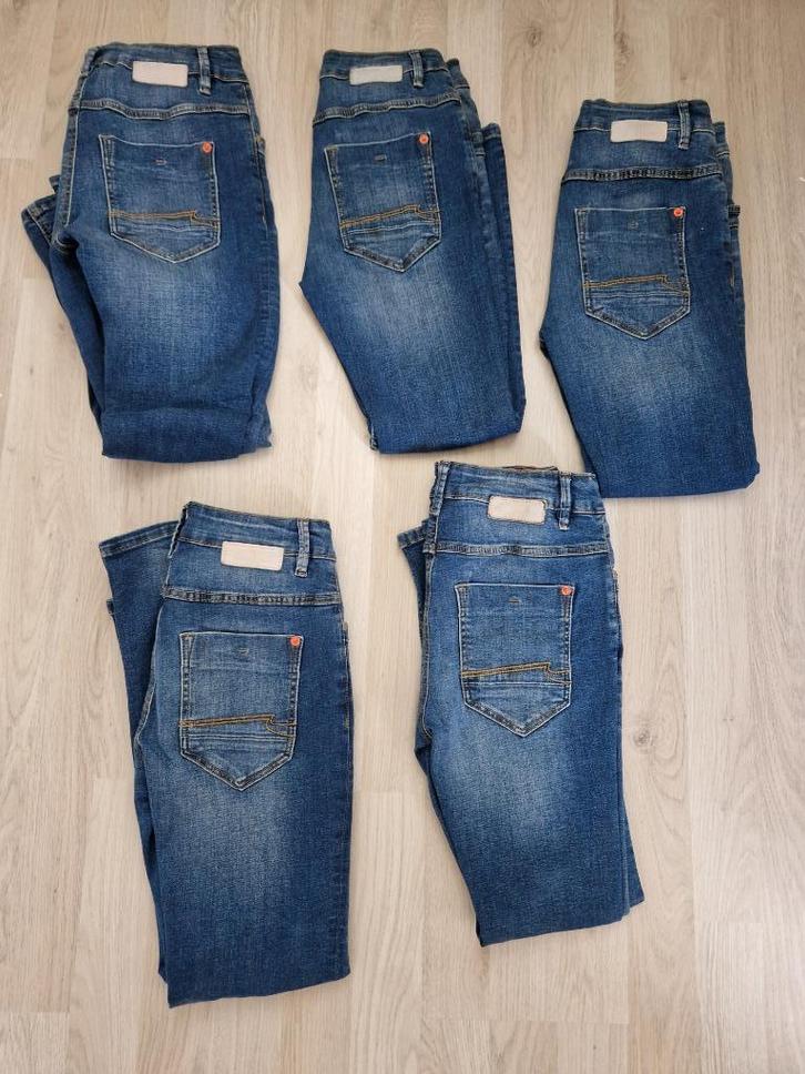 Kinderspijkerbroek maat 140, We-fashion, blue ridge, meisje, Kinderen en Baby's, Kinderkleding | Maat 140, Zo goed als nieuw, Meisje