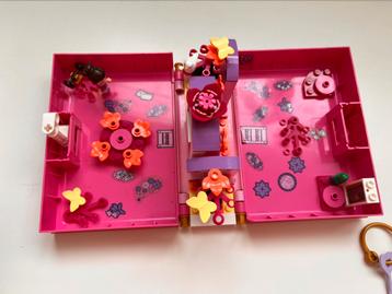 Disney lego boek Encanto 43201 conpleet en als nieuw beschikbaar voor biedingen