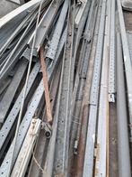 Partij kabelgoot metaal  lange lengtes van 280 cm., Doe-het-zelf en Verbouw, Metalen, Ophalen, Gebruikt, Van Sytzamawei 28, Kwekerij Driezum