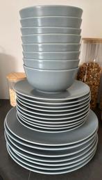Ikea serviesset, Huis en Inrichting, Keuken | Servies, Ophalen of Verzenden, Gebruikt, Effen, Compleet servies