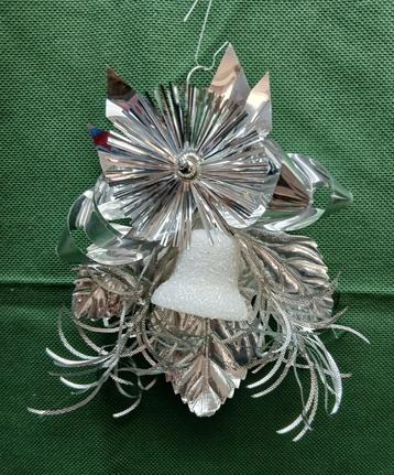 Vintage kerstklokjes beschikbaar voor biedingen