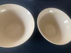 Hema premier ceramic /2 witte serveerschalen 19.6x 9.2, Ophalen of Verzenden, Zo goed als nieuw, Bord(en), Overige stijlen