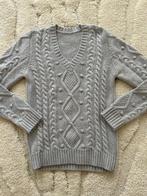Nieuwe kabelgebreide cashmere trui, grijs. S/M, Kleding | Dames, Nieuw, Grijs, Ophalen of Verzenden, Maat 36 (S)