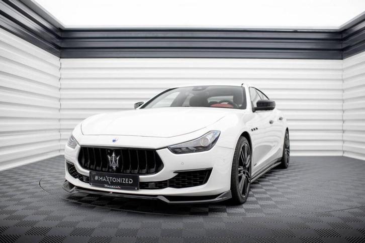 Voorlip sideskirt diffuser spoiler - Maserati Ghibli 17-20, Auto diversen, Tuning en Styling, Ophalen of Verzenden