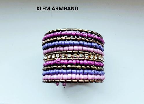 DIVERSE ARMBANDEN, Sieraden, Tassen en Uiterlijk, Armbanden, Gebruikt, Overige materialen, Overige kleuren, Met bedels of kralen