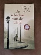 Carlos Ruiz Zafon: de schaduw van de wind, Boeken, Romans, Carlos Ruiz Zafon, Ophalen of Verzenden, Zo goed als nieuw