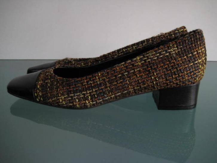 MODA DI FAUSTO | Nieuwe bruine pumps 38.5, Kleding | Dames, Schoenen, Nieuw, Pumps, Bruin, Verzenden