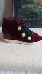 Mooie sleehak Balmain mt 37, Kleding | Dames, Schoenen, Ophalen of Verzenden