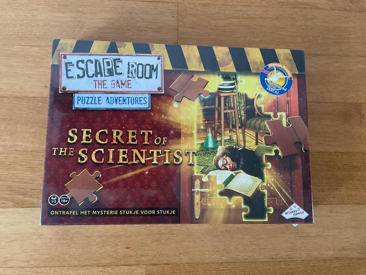 Escape Room Puzzel - Secret of the Scientist. Nieuw in folie, Hobby en Vrije tijd, Denksport en Puzzels, Nieuw, Legpuzzel, Minder dan 500 stukjes