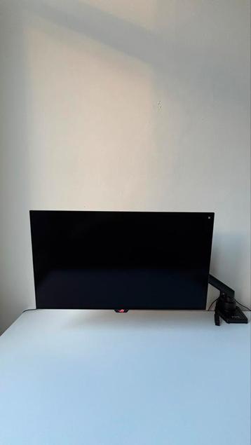 ASUS ROG Swift OLED PG27AQDM beschikbaar voor biedingen