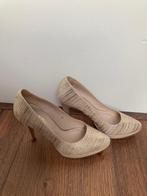 Lodi goud met creme pumps maat 38, Lodilovers@lodi.es, Beige, Polígono Industrial Campo Alto c/ Gran Bretaña, 156 A 03600 ELDA (Alicante)