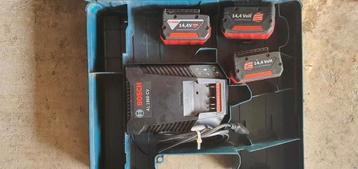 Bosch 14,4 Li-ion accu's + lader beschikbaar voor biedingen