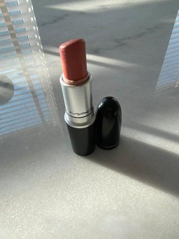 Mac Lipstick  beschikbaar voor biedingen