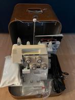 Bernina 334DS locker in compl nieuwstaat, Ophalen of Verzenden, Zo goed als nieuw, Bernina