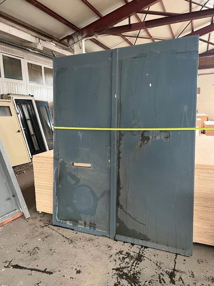 Set dubbele buitendeuren (bxh 235cmx188cm ), Doe-het-zelf en Verbouw, Kozijnen en Schuifpuien, Gebruikt, Raamkozijn, Hout, 225 cm of meer