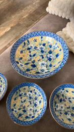 Mooie schaal met 4 kleintjes, Ophalen of Verzenden, Overige stijlen, Glas, Schaal of Schalen