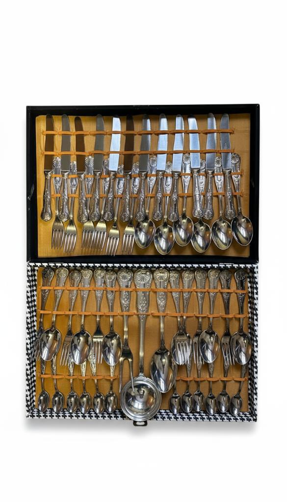 Vintage bestekset in cassette!, Antiek en Kunst, Antiek | Bestek, Ophalen