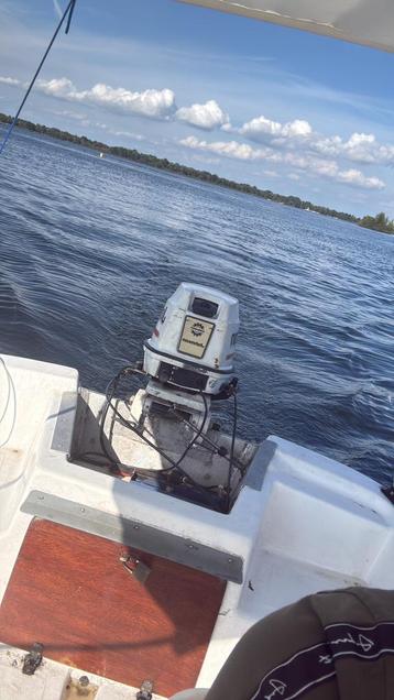 Johnson 25 pk met boot beschikbaar voor biedingen