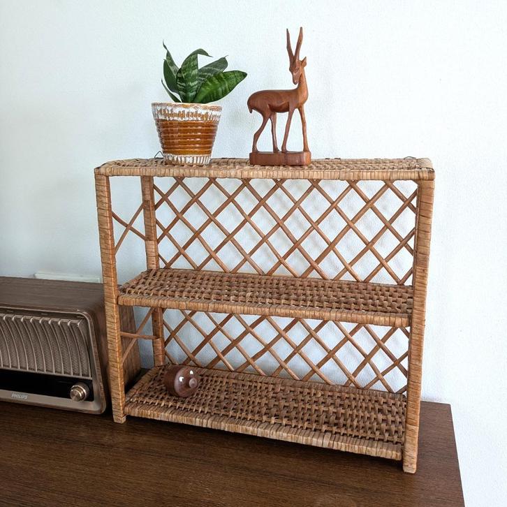Vintage rotan rekje rek kastje Retro Boho, Huis en Inrichting, Kasten | Overige, Gebruikt, Ophalen of Verzenden