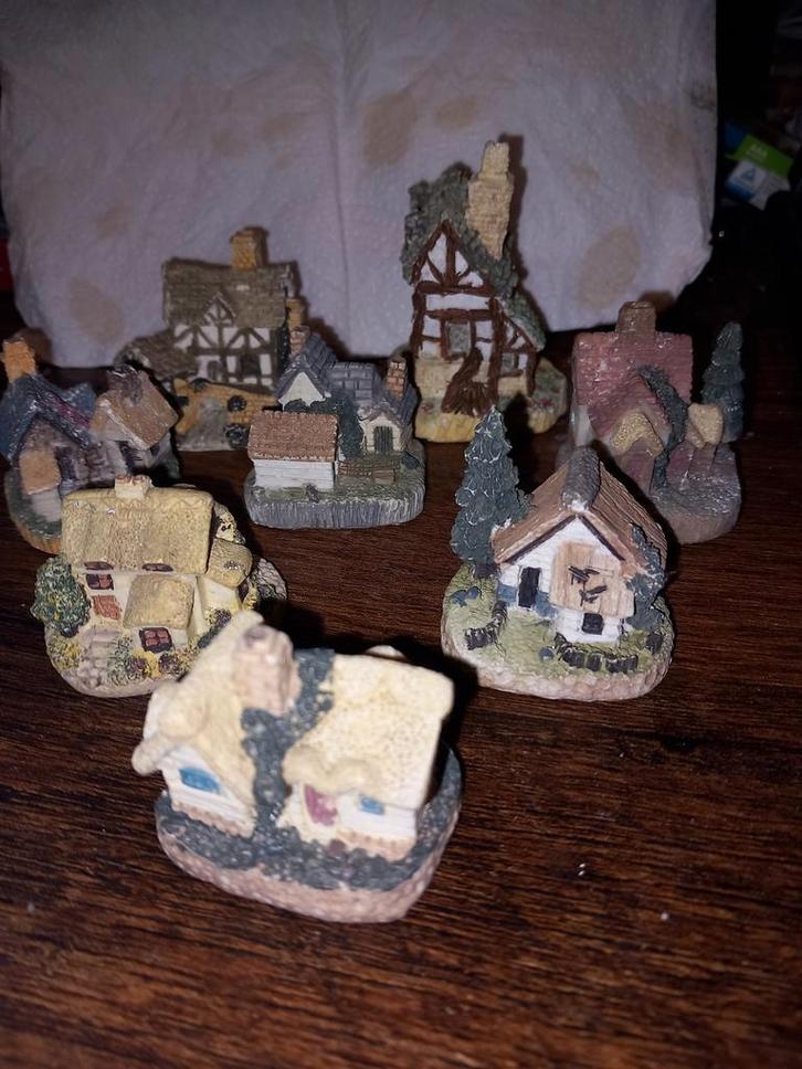 Miniatuur Huisjes Collectie 8stuks, Tuin en Terras, Tuinbeelden, Gebruikt, Overige typen, Beton, Ophalen of Verzenden