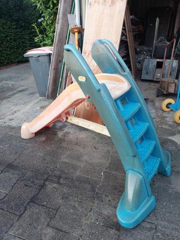 glijbaan kunstof  speelgoed beschikbaar voor biedingen