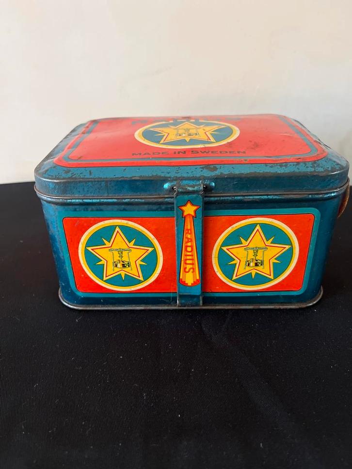 Vintage Radius Blikken Doos incl. Inhoud - Made in Sweden, Antiek en Kunst, Antiek | Overige Antiek, Ophalen of Verzenden