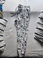 Nike Tech Fleece Broek Camo XL - Gedragen, Nike, Maat 56/58 (XL), Ophalen of Verzenden, Grijs