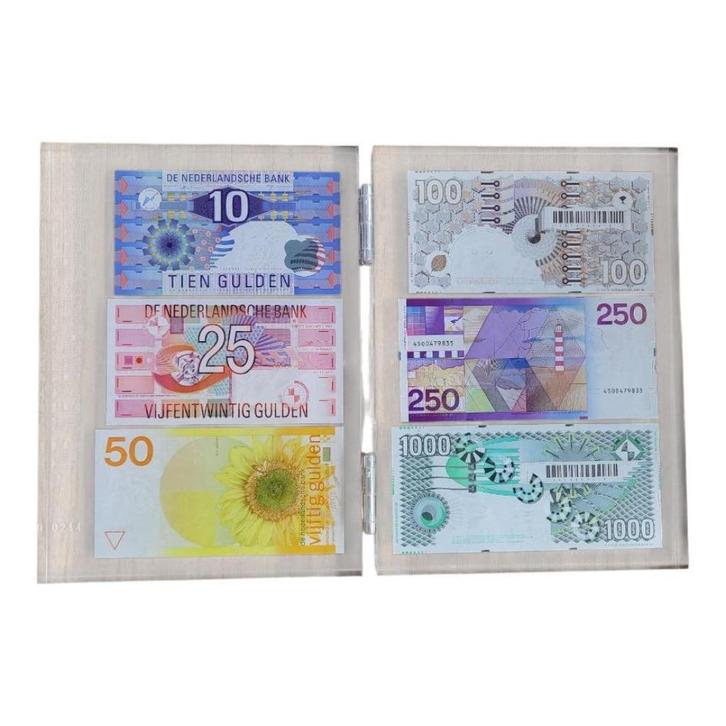 Nederland gulden set in plexiglas (Variant) 1435 gulden, Postzegels en Munten, Bankbiljetten | Nederland, Setje, Ophalen of Verzenden