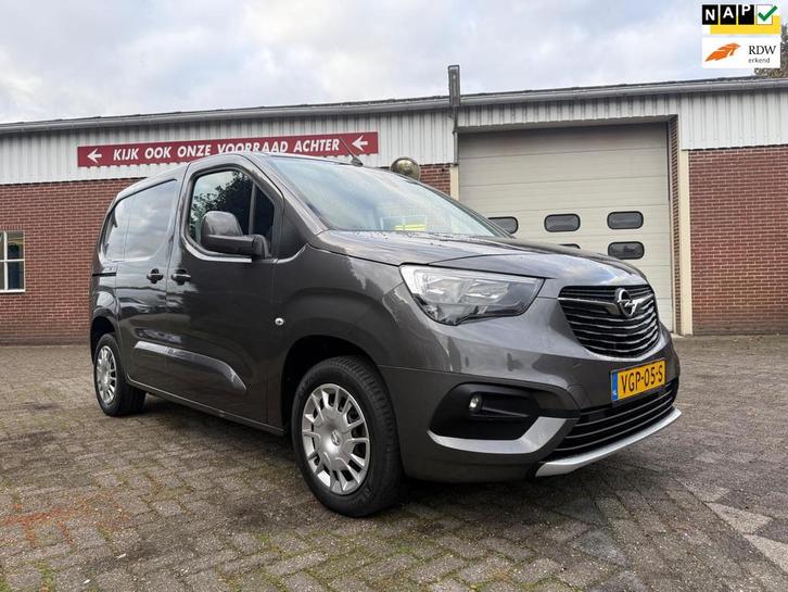 Opel Combo 1.5D L1H1 Innovation stuur verw. camera navi lane, Auto's, Bestelauto's, Bedrijf, Te koop, ABS, Achteruitrijcamera