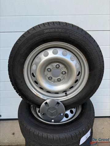Zomerwielen / zomerbanden 205/65/16 Mercedes Vito beschikbaar voor biedingen