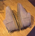 Uggs Lila - Zo goed als nieuw!, maat 39, Ophalen of Verzenden, Zo goed als nieuw, Overige kleuren, Pantoffels of Sloffen
