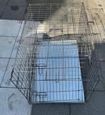 Zwarte hondenbench met grijze onderplaat, Dieren en Toebehoren, Hondenhokken, Ophalen, Gebruikt, Minder dan 65 cm