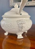 Wedgwood Patrician soepterrine met deksel, Antiek en Kunst, Antiek | Servies los, Ophalen of Verzenden