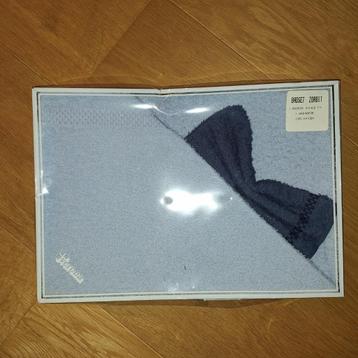 retro blauwe badset - handdoek met washandje beschikbaar voor biedingen