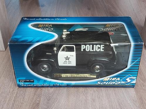 Chevrolet Panel NYPD (1950) | Politie | 1:18 | Mira, Hobby en Vrije tijd, Modelauto's | 1:18, Zo goed als nieuw, Auto, Overige merken