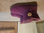 Uggs met knoop, Kleding | Dames, Schoenen, Ophalen, UGG, Overige kleuren, Pantoffels of Sloffen