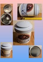 Grijs/blauw theeblikje opdruk letters, mooie staat 12cm hoog, Verzamelen, Blikken, Ophalen of Verzenden, Zo goed als nieuw, Thee