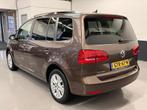 Volkswagen TOURAN 1.2 TSI Highline BlueMotion 7p /PANO/CRUIS, Voorwielaandrijving, Euro 5, Stof, Gebruikt