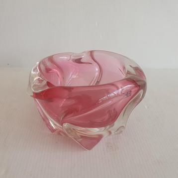 Fraaie schaal ( roze ) - Hoogte 8 cm  beschikbaar voor biedingen