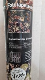Komar vlies fotobehang Bloemen - Moonshadow Blossom, Ophalen of Verzenden, Minder dan 10 m², Bruin, Bloemen, romantisch,