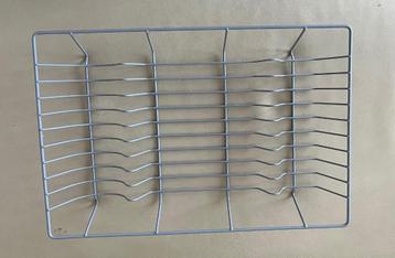 Metalen afdruiprek beschikbaar voor biedingen