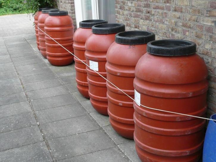 Flink besparen! Een REGENTON met evt een gemonteerde KRAAN!, Tuin en Terras, Regentonnen, Nieuw, Kunststof, 150 liter of meer