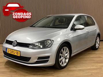 Volkswagen Golf 1.2 TSI Comfortline|Navigatie|Climate Contro beschikbaar voor biedingen