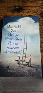 Machteld Zee - Heilige identiteiten, Boeken, Ophalen of Verzenden, Zo goed als nieuw, Machteld Zee