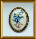 Oude porseleinen Limoge broche: bloemen, Sieraden, Tassen en Uiterlijk, Antieke sieraden, Ophalen of Verzenden, Overige materialen
