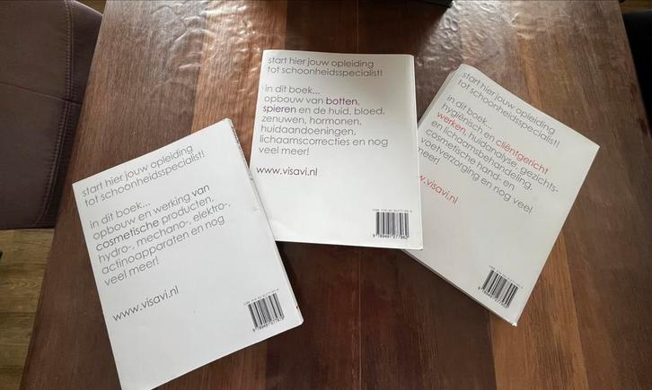 Schoolboeken allround schoonheidsspecialiste, Boeken, Schoolboeken, Zo goed als nieuw, Nederlands, Overige niveaus, Ophalen of Verzenden