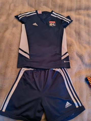 Orgineel Adidas voetbal set Olympique Lyon maat 140 beschikbaar voor biedingen