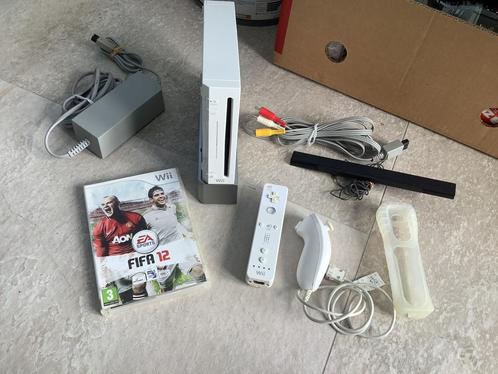 Leuke Nintendo Wii met controller, Spelcomputers en Games, Spelcomputers | Nintendo Wii, Gebruikt, Met 1 controller, Ophalen of Verzenden